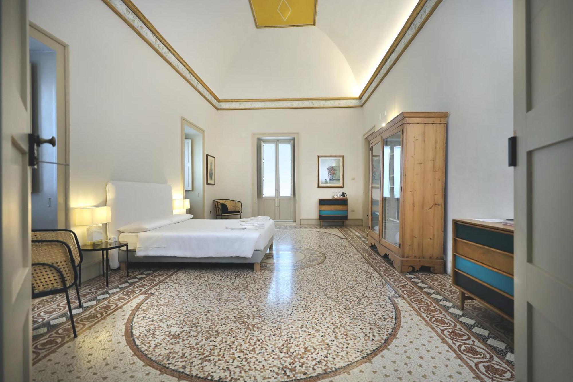 ホテル Palazzo Circolone ポッジャルド エクステリア 写真